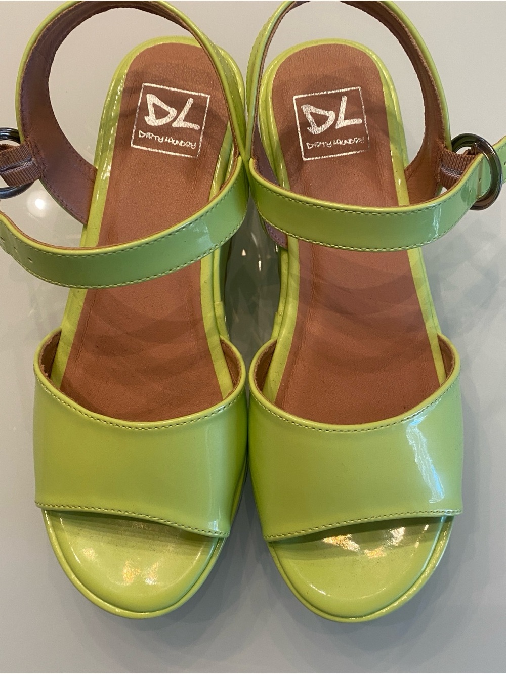 [NWOT] Dirty Laundry Lime Green Patent Platform Sandals - Size 7